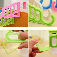 Pack of 2 - Random Color - Multifunctional Durable 4 Holes & 1 Hook Door Hanger