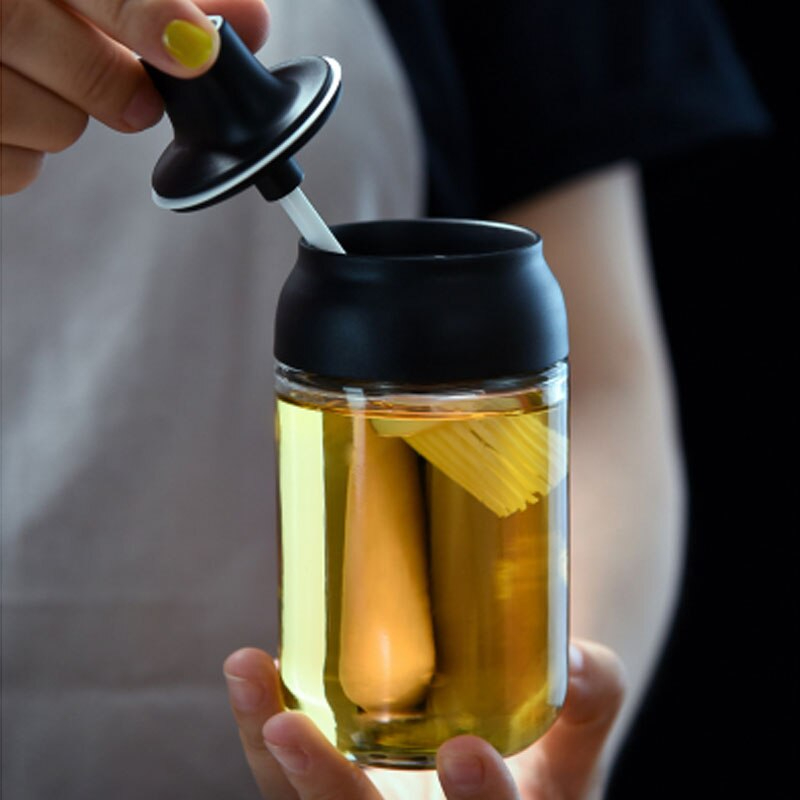 Glass Oil Bottle With Silicone Brush Oil Vinegar Dispenser Bottle with Pastry Br